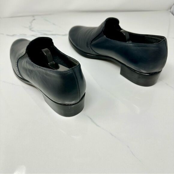 Munro Leather Loafers- Size 8.5N - Picture 9 of 12